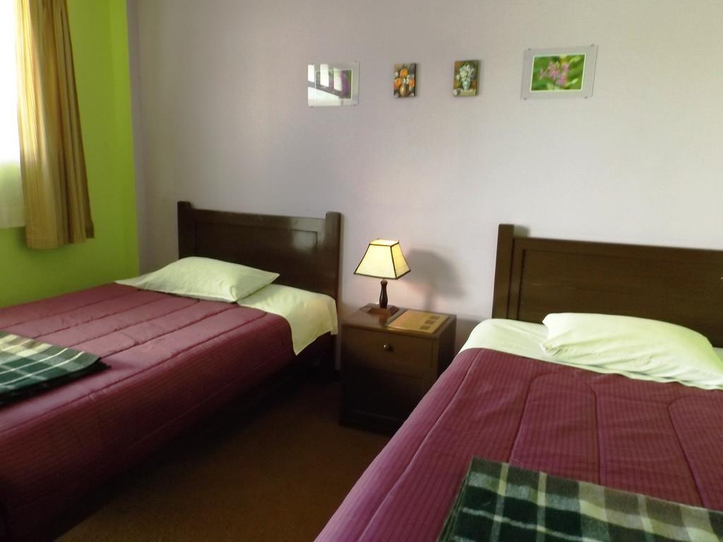 El Manzano Guest House بونو الغرفة الصورة